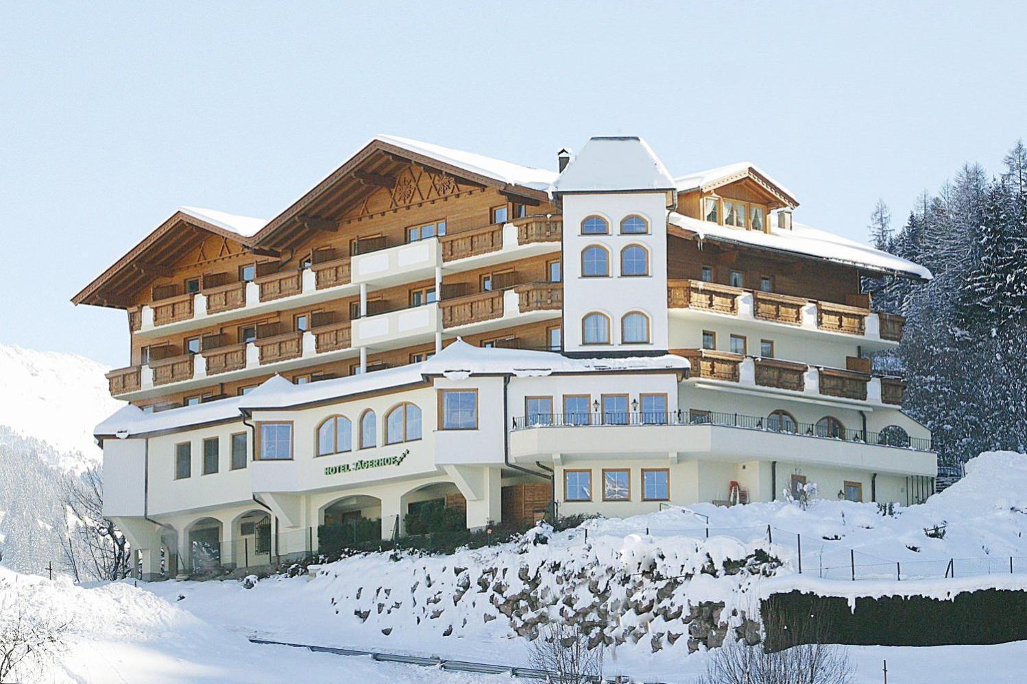 Hotel Jaegerhof Kolsassberg Exterior photo